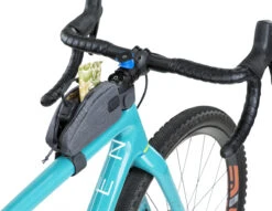 Evoc Top Tube Pack S 0,5L Oberrohrtasche -Fahrradzubehör Geschäft evoc top tupe pack s 500 ml am oberrohr befestigt offen carbon grau